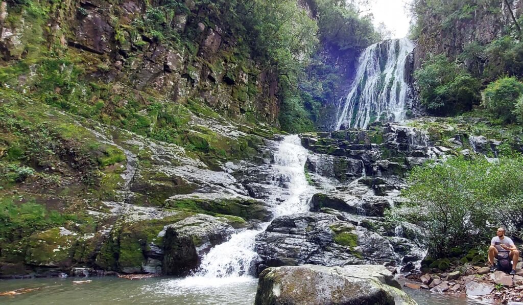 Cachoeira dos Degraus ou Cachoeira do Piruva, Cânion Piruva, Júlio de Castilhos. 